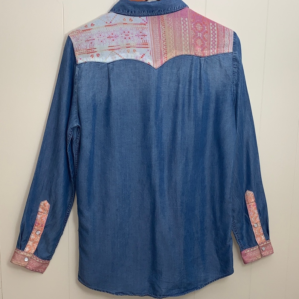 Etienne Marcel Denim Shirt with Pink Accents - Picture 7 of 10